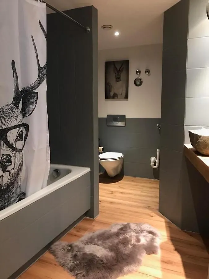 Schliersee-Lounge 0*, Schliersee